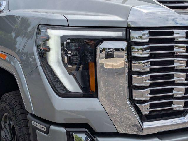 2026 GMC Sierra 2500HD Crew Cab, Standard Bed, Denali, 4WD