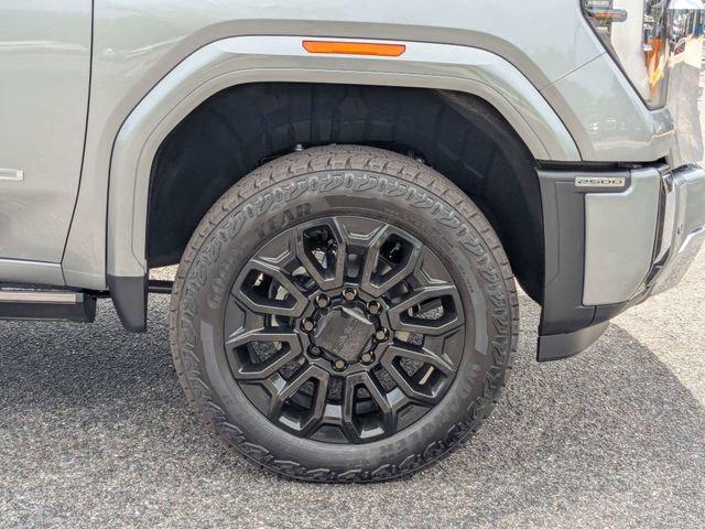2026 GMC Sierra 2500HD Crew Cab, Standard Bed, Denali, 4WD