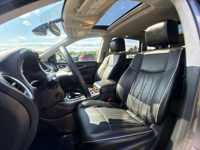 2019 INFINITI QX60 LUXE