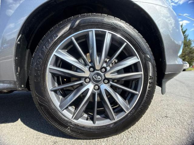 2019 INFINITI QX60 LUXE