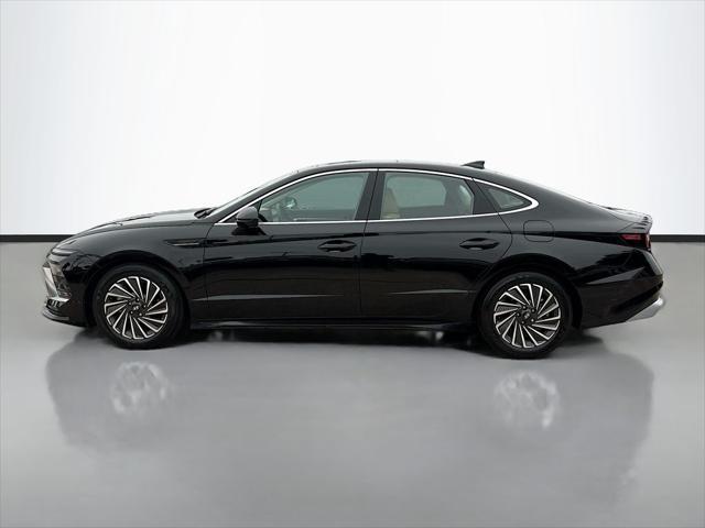 2025 Hyundai Sonata Hybrid Limited