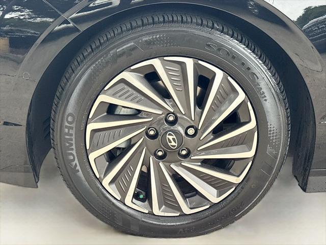 2025 Hyundai Sonata Hybrid Limited