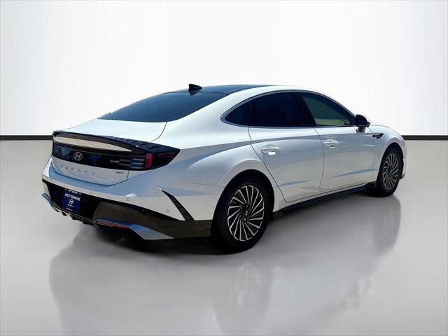 2025 Hyundai Sonata Hybrid Limited