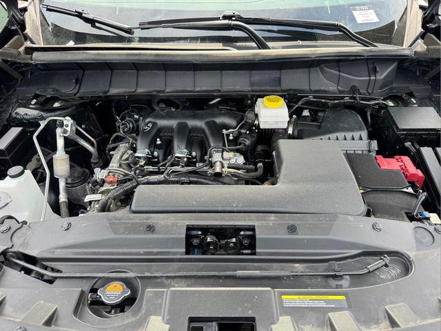 2025 Nissan Pathfinder SV 4WD