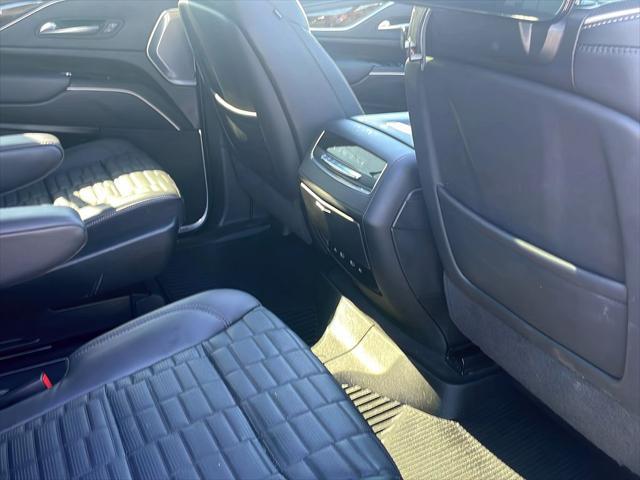 2023 Cadillac Escalade Sport Platinum