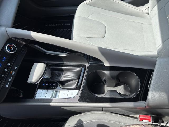 2024 Hyundai Elantra Hybrid Blue