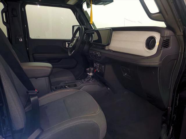 2025 Jeep Wrangler 4-Door Sahara