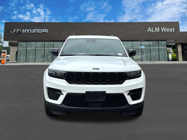 2025 Jeep Grand Cherokee Altitude 4x4