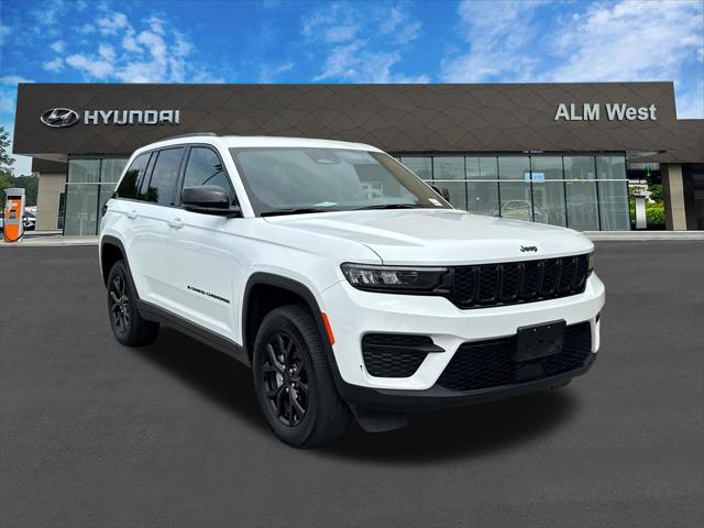 2025 Jeep Grand Cherokee Altitude 4x4