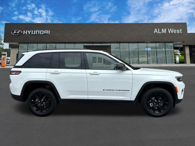 2025 Jeep Grand Cherokee Altitude 4x4