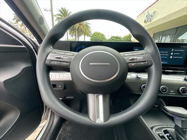 2026 Hyundai Kona SE