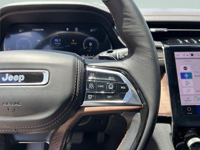 2023 Jeep Grand Cherokee L Summit 4x4
