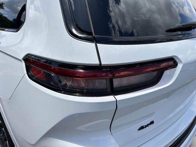 2023 Jeep Grand Cherokee L Summit 4x4