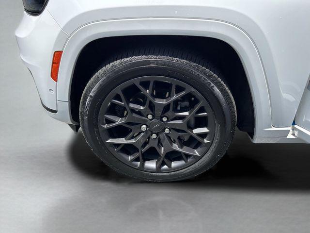 2023 Jeep Grand Cherokee L Summit 4x4
