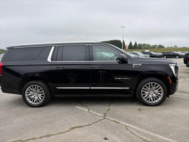 2025 GMC Yukon XL 4WD Denali