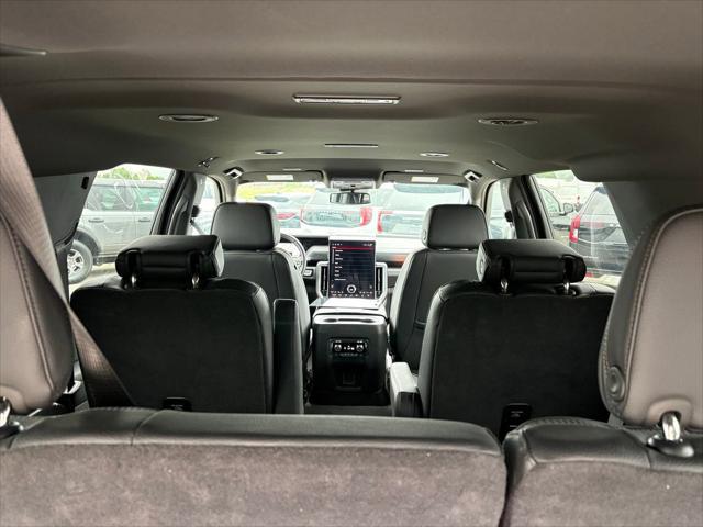 2025 GMC Yukon XL 4WD Denali