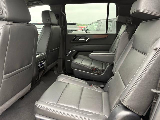 2025 GMC Yukon XL 4WD Denali