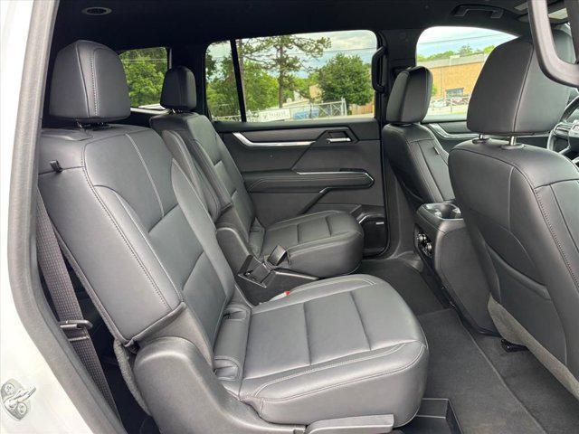 2024 GMC Acadia FWD Elevation