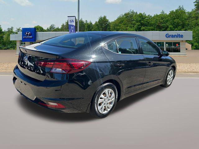2020 Hyundai Elantra SE