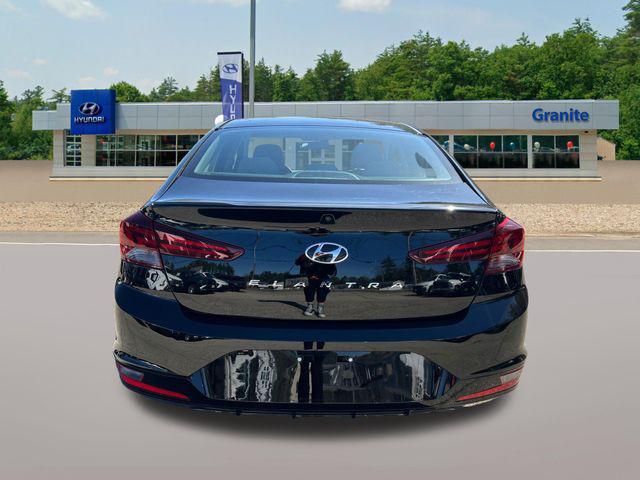 2020 Hyundai Elantra SE