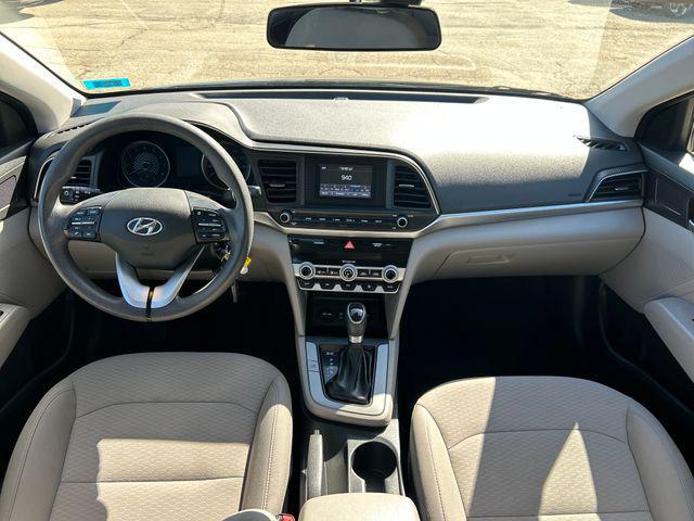 2020 Hyundai Elantra SE