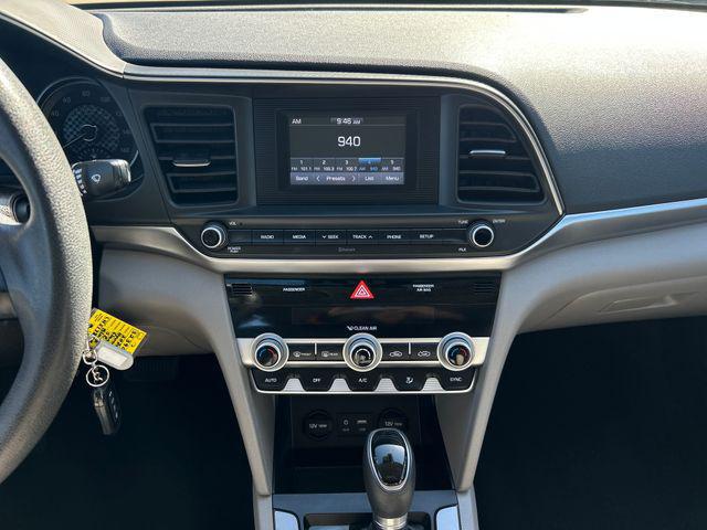 2020 Hyundai Elantra SE