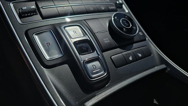 2023 Hyundai Santa Fe Hybrid SEL Premium