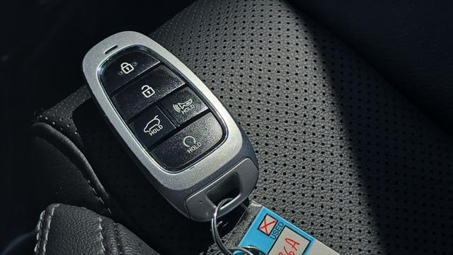 2023 Hyundai Santa Fe Hybrid SEL Premium