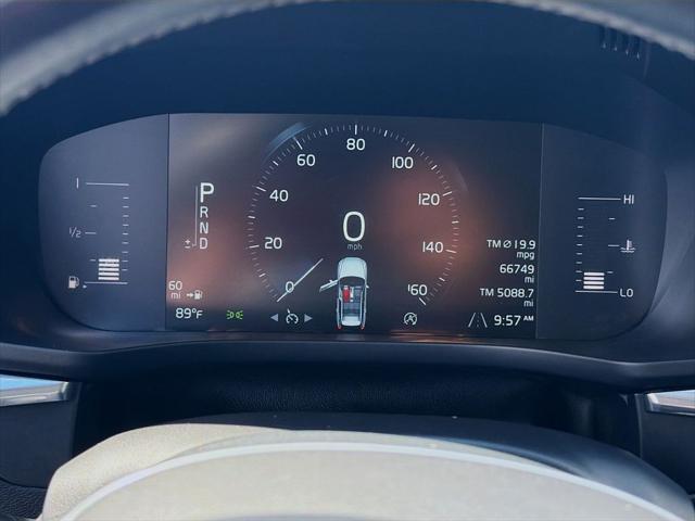 2019 Volvo XC60 T5 Momentum