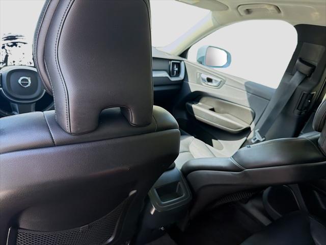2019 Volvo XC60 T5 Momentum