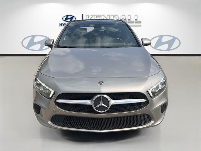 2020 Mercedes-Benz A 220 A 220