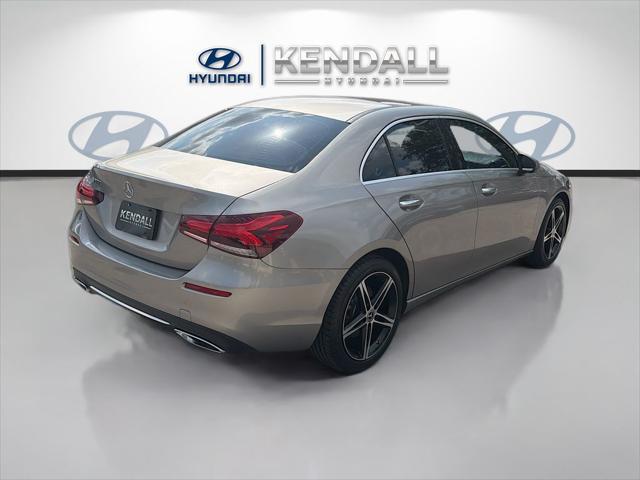 2020 Mercedes-Benz A 220 A 220