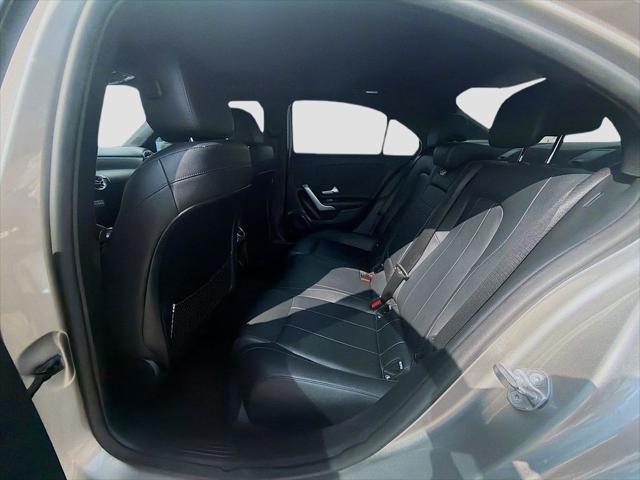 2020 Mercedes-Benz A 220 A 220