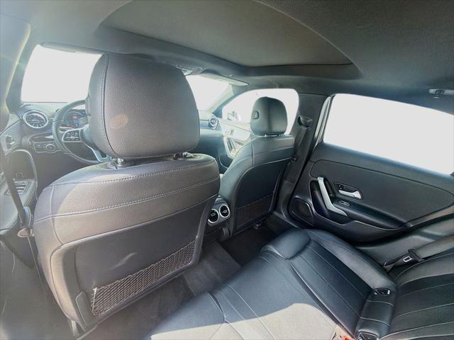 2020 Mercedes-Benz A 220 A 220