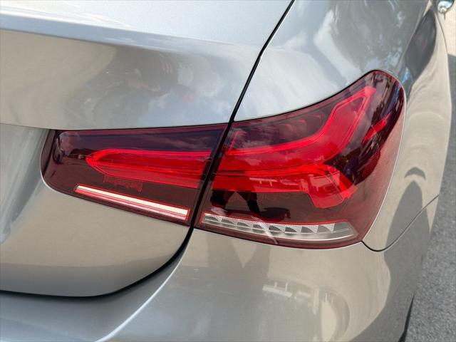 2020 Mercedes-Benz A 220 A 220