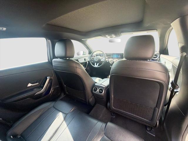 2020 Mercedes-Benz A 220 A 220