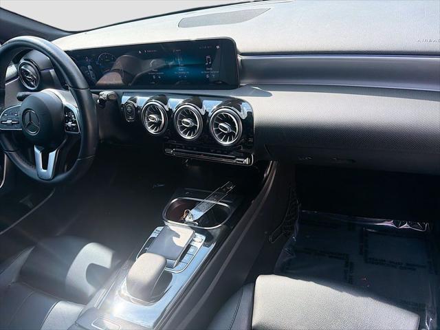 2020 Mercedes-Benz A 220 A 220