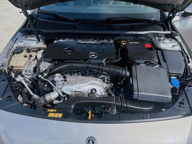 2020 Mercedes-Benz A 220 A 220
