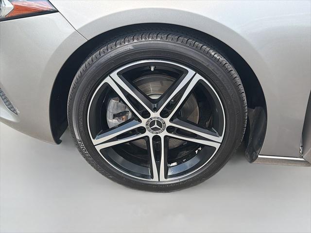 2020 Mercedes-Benz A 220 A 220