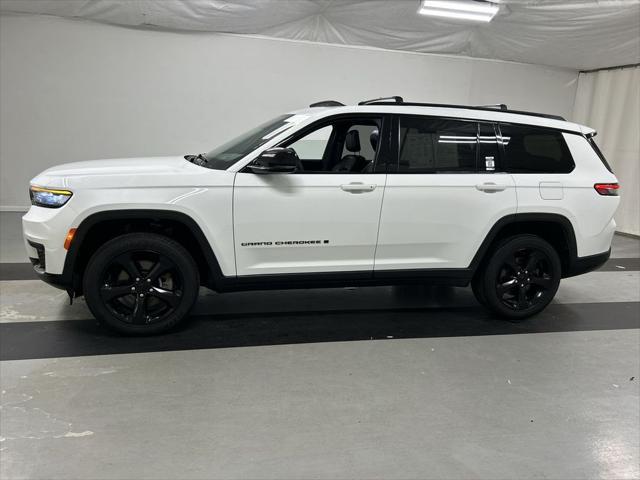 2023 Jeep Grand Cherokee L Altitude 4x4