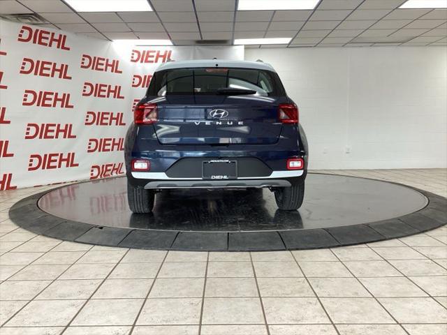 2026 Hyundai Venue SEL w/Two-Tone Roof