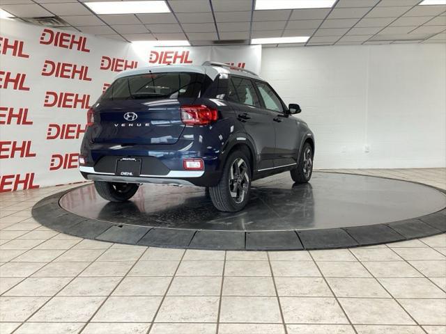 2026 Hyundai Venue SEL w/Two-Tone Roof