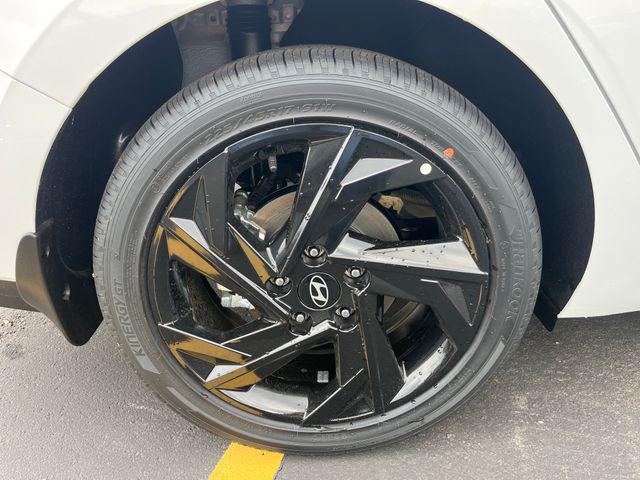 2026 Hyundai Elantra Hybrid SEL Sport