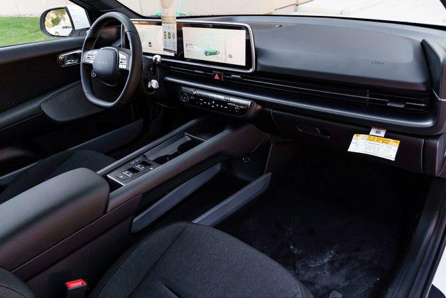 2025 Hyundai IONIQ 6 SE