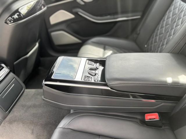 2022 Audi S8 TFSI quattro Tiptronic