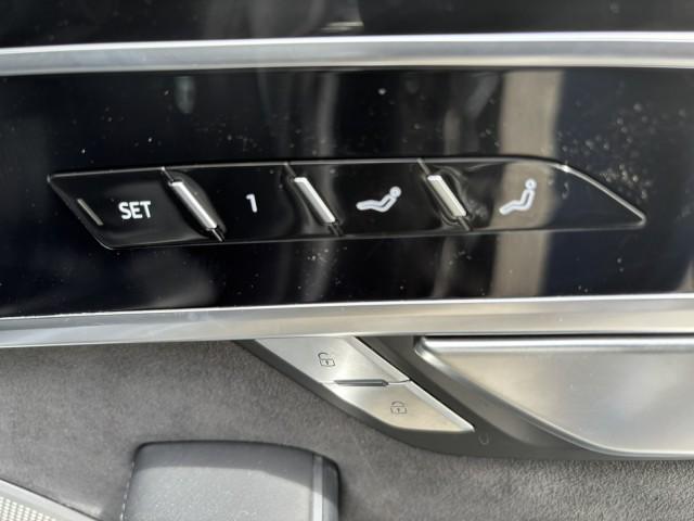 2022 Audi S8 TFSI quattro Tiptronic