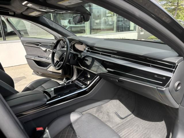 2022 Audi S8 TFSI quattro Tiptronic
