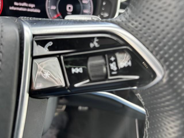 2022 Audi S8 TFSI quattro Tiptronic