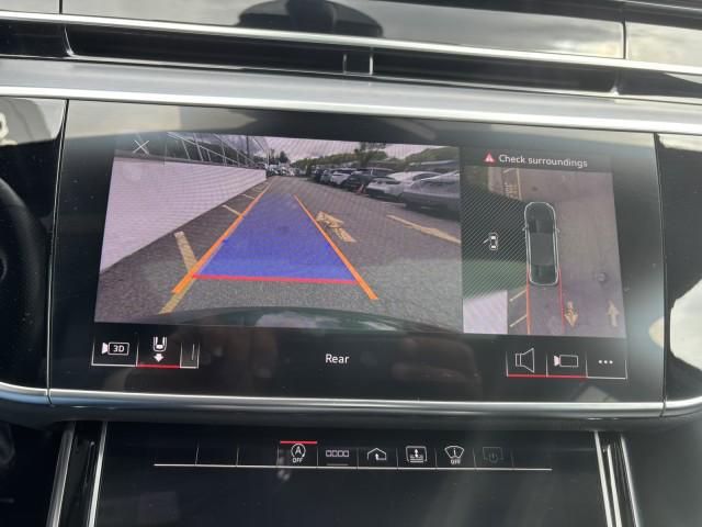 2022 Audi S8 TFSI quattro Tiptronic