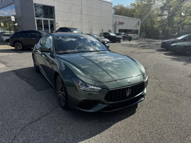 2022 Maserati Ghibli Modena Q4